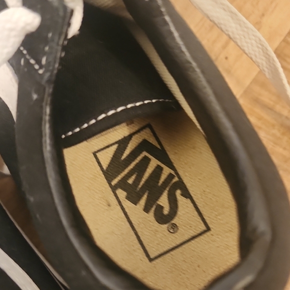 Vans Old Skool Black White Sneakers Classic Side Stripe Skate Shoes - Picture 3 of 7